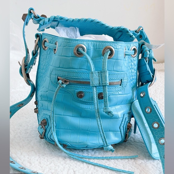 Authentic Balenciaga women's  Le Cagole Xs Bucket Bag Crocodile Embossed - Picture 2 of 16